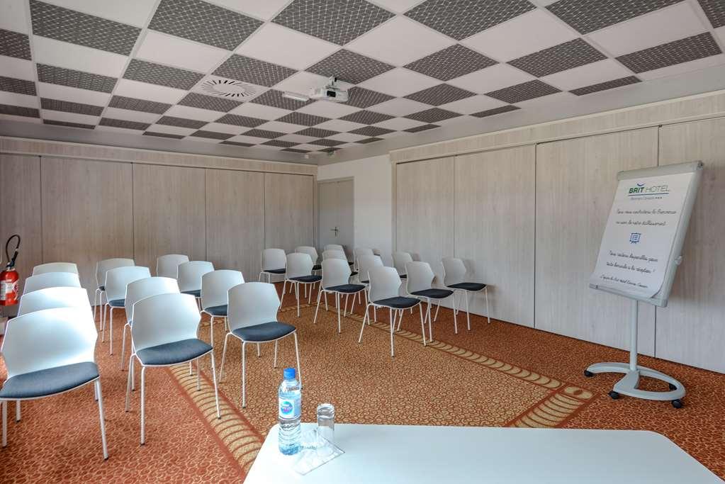 Brit Hotel Rennes Cesson 시설 사진