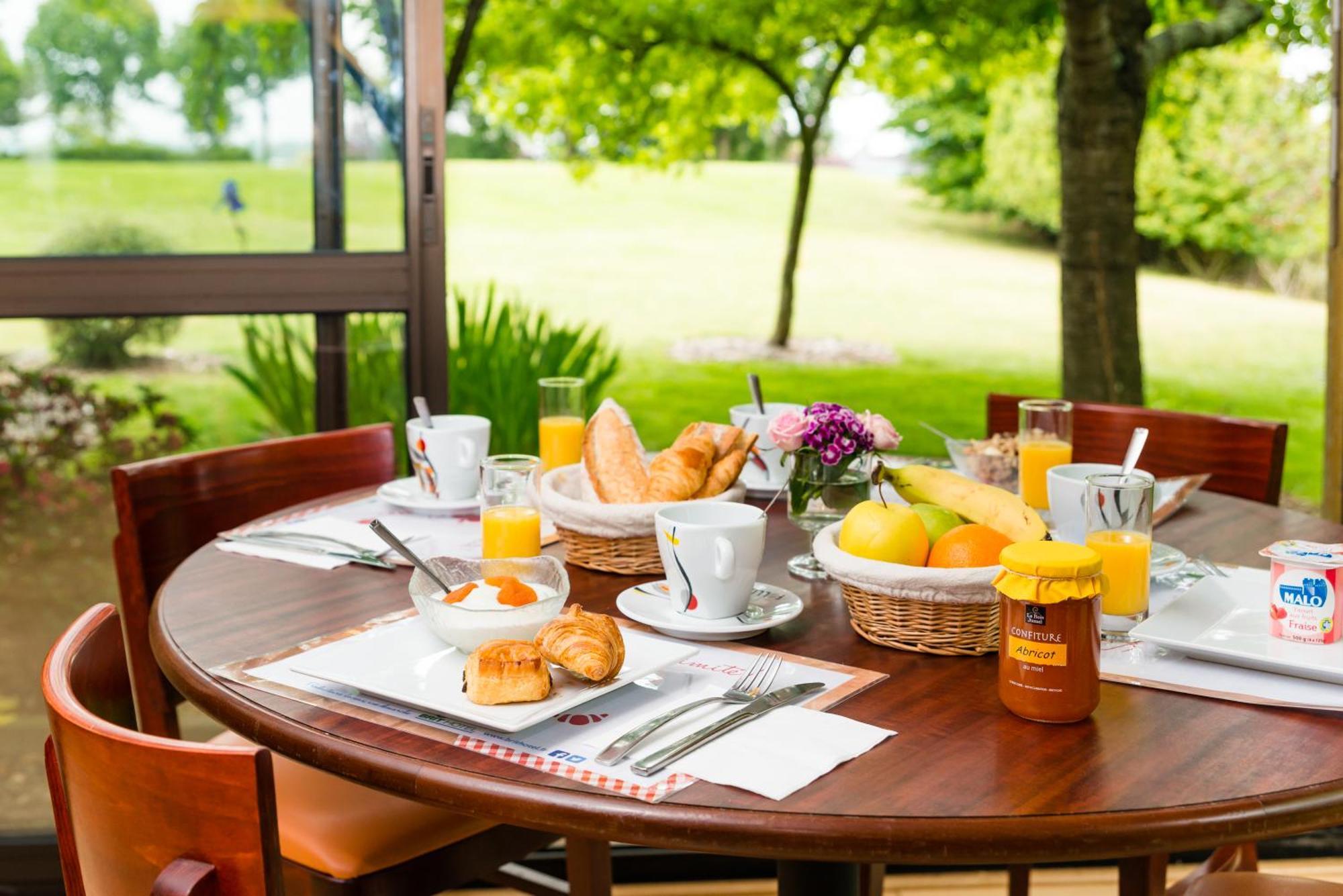 Brit Hotel Rennes Cesson 외부 사진